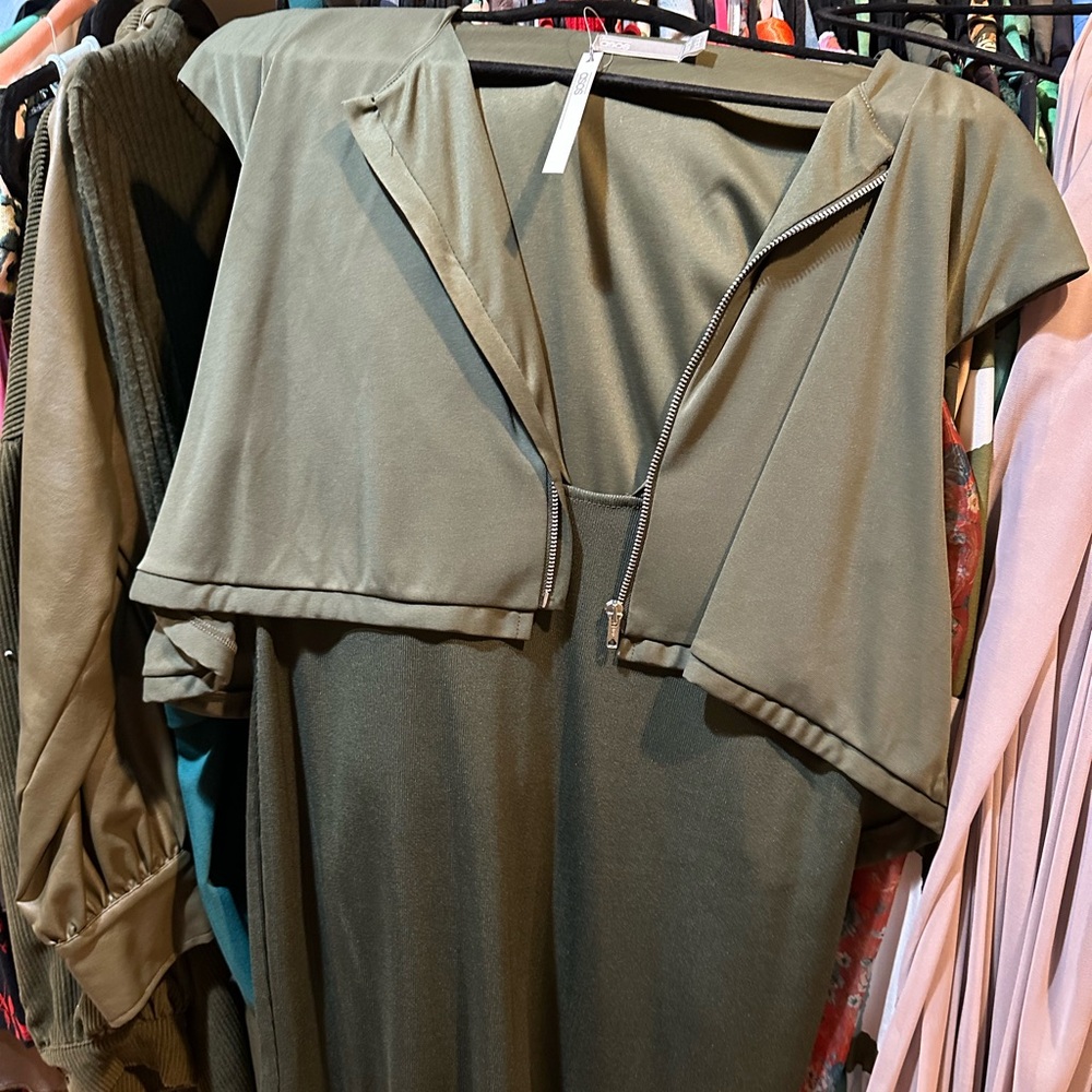 Green jacket dress brand new with tag on it zipper ASOS size 14